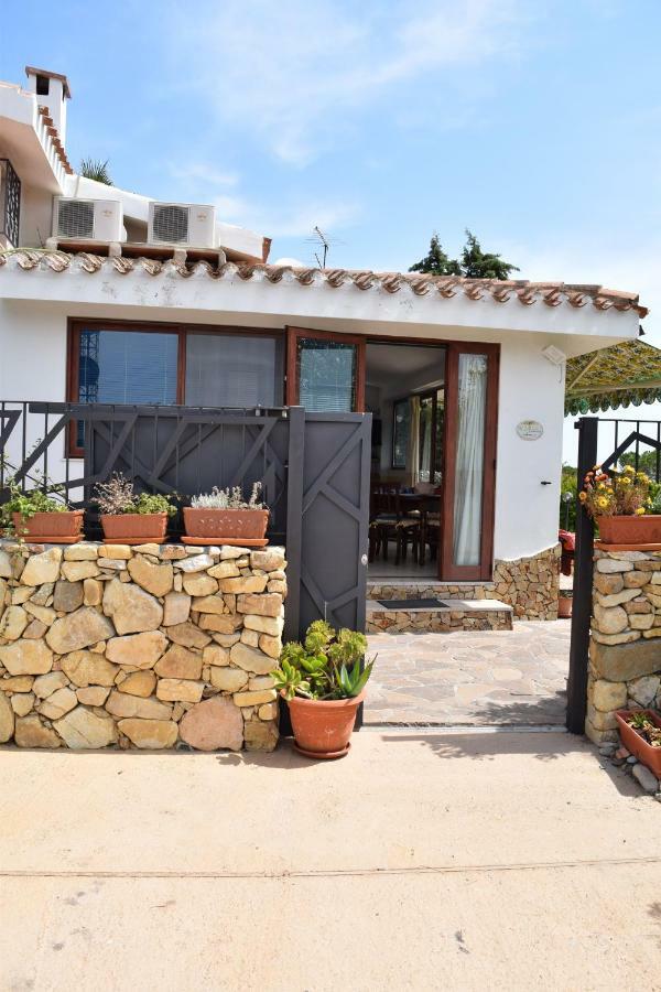 Battistina Holiday Home Costa Rei Luaran gambar